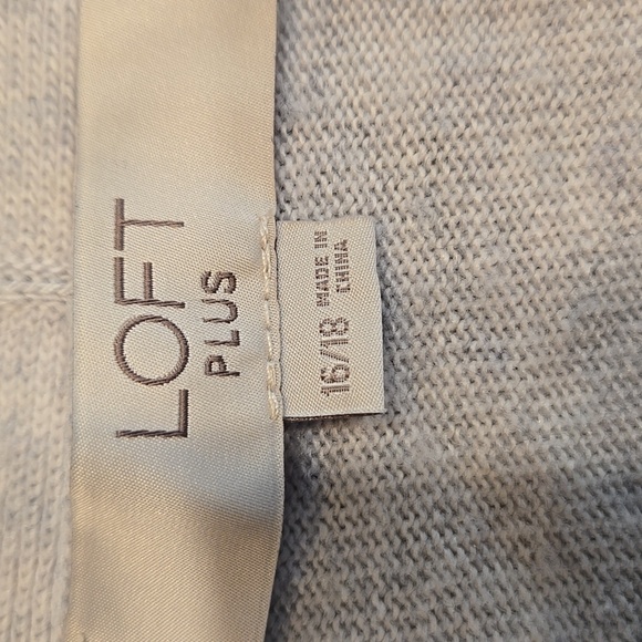 LOFT PLUS LONG LINED STRIPED OPEN FRONT PONCHO CARDIGAN. SIZE 16/18. - Picture 3 of 6